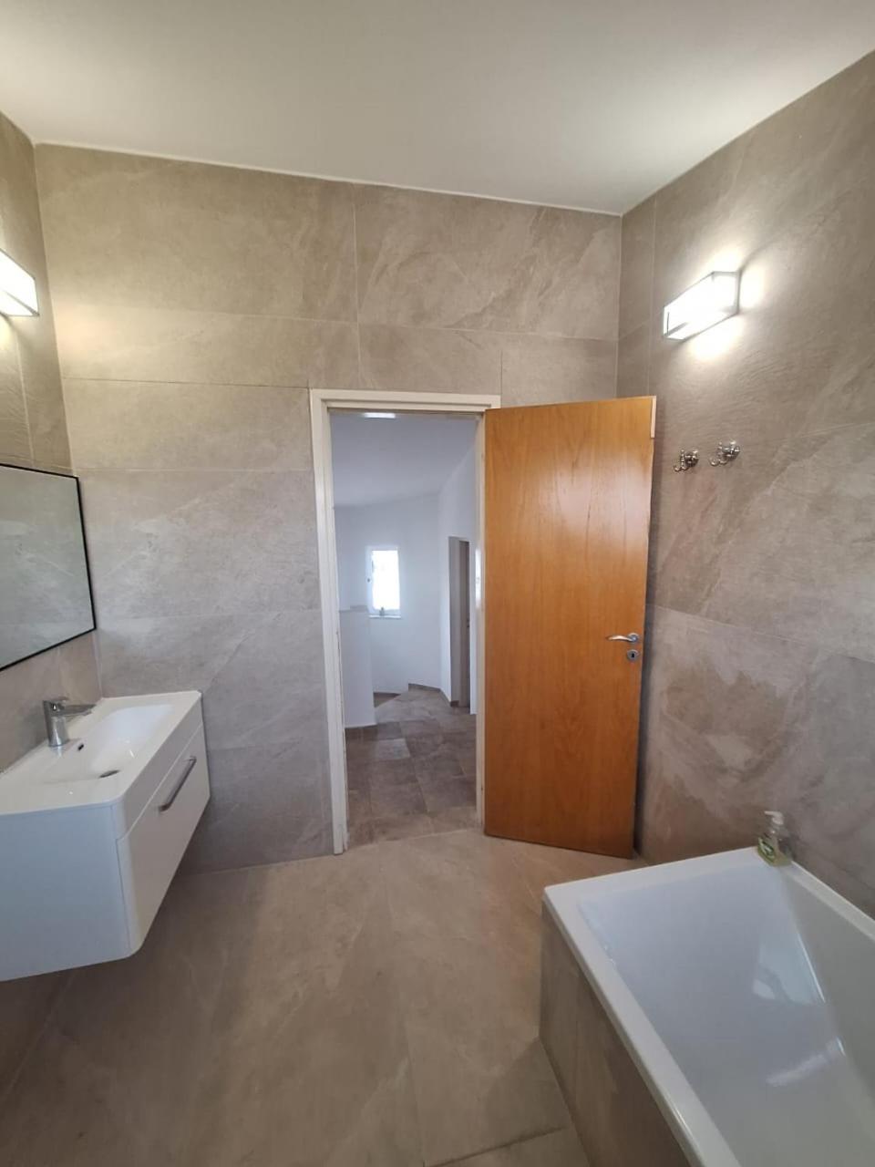 Villa Suncity Boutique Beachfront Agia Napa Exterior foto